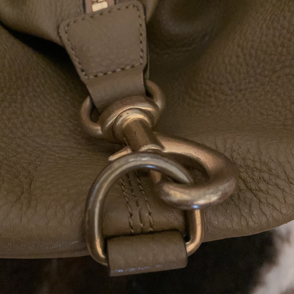 Rebecca Minkoff Julian leather Backpack in Military, brass hardware - Picture 14 of 17